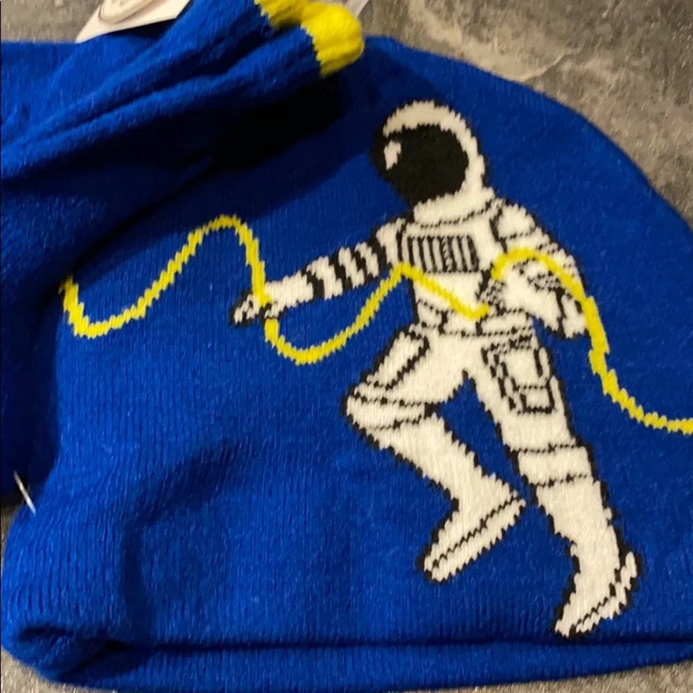 Addie & Tate Astronaut 👩‍🚀 Hat & Gloves Set